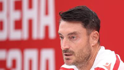  Albert Rijera debituje na klupi Crvene zvezde protiv Viktorije 