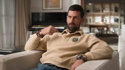  novak djokovic objasnite mi zasto hocete da se penzionisemnovak djokovic objasnite mi zasto hocete d 