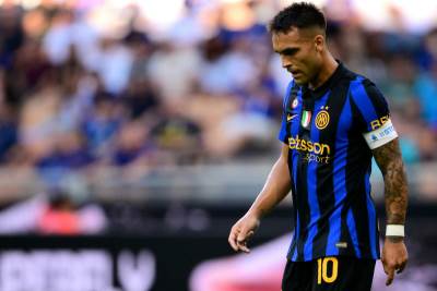  Lautaro Martinez 