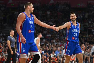  Gudurić Jokić morao svima da kupi satove  