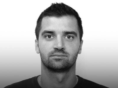  Nenad Bajić 