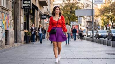  Crvena i ljubičasta: Novi vodeći modni trend sezone 