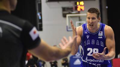  Luka Božić potpisao za kineski Gvandong 