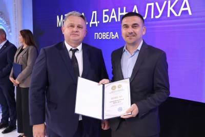  Kompaniji m:tel uručena Povelja PMF-a Banjaluka 