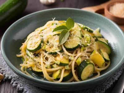  Recept za pastu sa tikvicama i feta sirom 