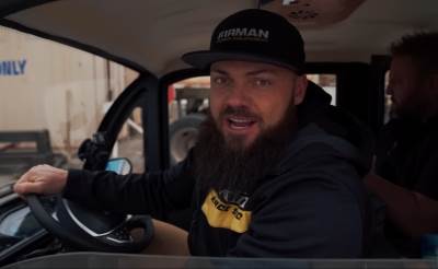  Jutjuber kupio najjeftiniji auto na svijetu za 3.800 dolara 