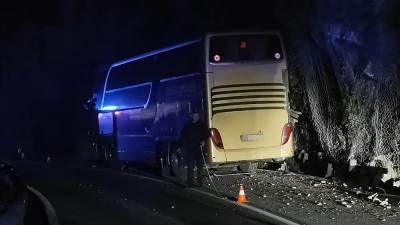  Vođa puta teško povrijeđen u udesu autobusa koji je prevozio osnovce iz Podgorice 