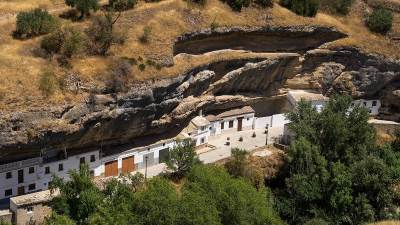  Zašto je Setenil de las Bodegas skriveni dragulj Španije? 