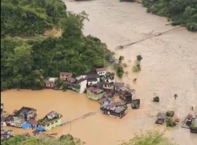  Poplave u Indiji i Nepalu: Najmanje 70 mrtvih, 11 osoba nestalo 