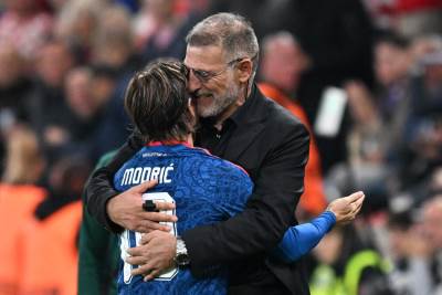  Slaven Bilić hvali Luku Modrića 