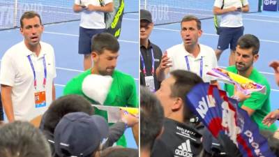  Novak Đoković pogođen kačketom u lice 