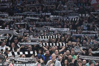  kk partizan apel za navijace 
