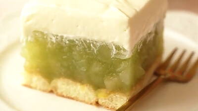  Recept za slatko-kiseli kolač od zelenih jabuka 