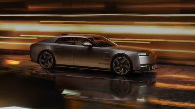  Jaguar Type 01: Ima 1.016 KS i nema zadnje staklo 