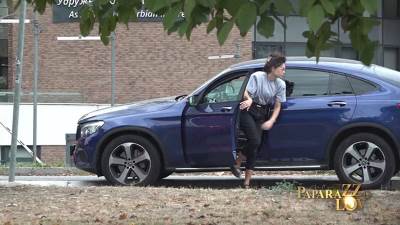  Mirka Vasiljević snimljena sama u šopingu, od Vujadina ni traga 