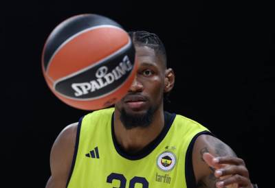  Crvena zvezda želi Krisa Silvu 