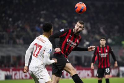  Strahinja Pavlović produžio ugovor sa Milanom  