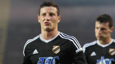  MONDO: Jedan Srnić ne prelazi u Zvezdu! 