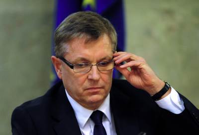  Bivši mađarski guverner optužen da je sa sinom izvlačio novac 