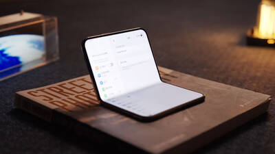  Kako izgleda ekran savitljivog iPhone-a nakon 10.000 preklapanja: Apple nije uspio da napravi čudo 