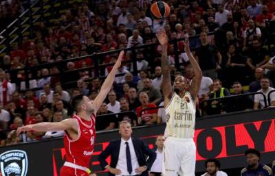  Fenerbahče pobijedio Olimpijakos u Grčkoj 