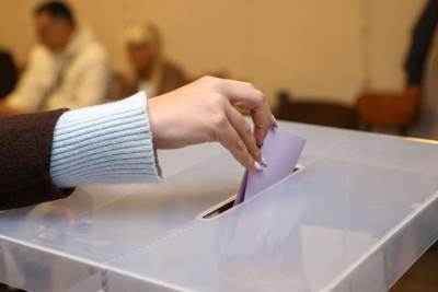  Do 12.00 časova izlaznost 34,55 odsto 