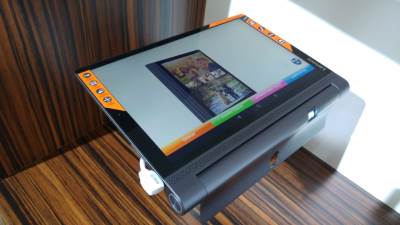  Lenovo Yoga Tab 3 Pro Android tablet sa video projektorom  